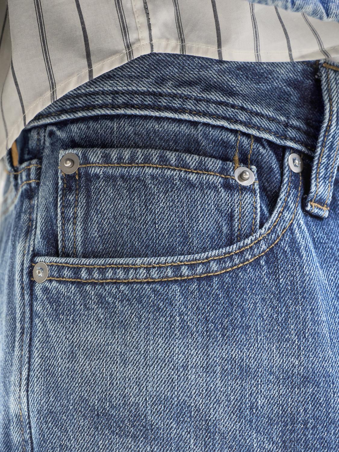 model_shot-detail